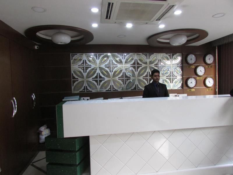 Hotel Emerald Calcutta Exterior foto