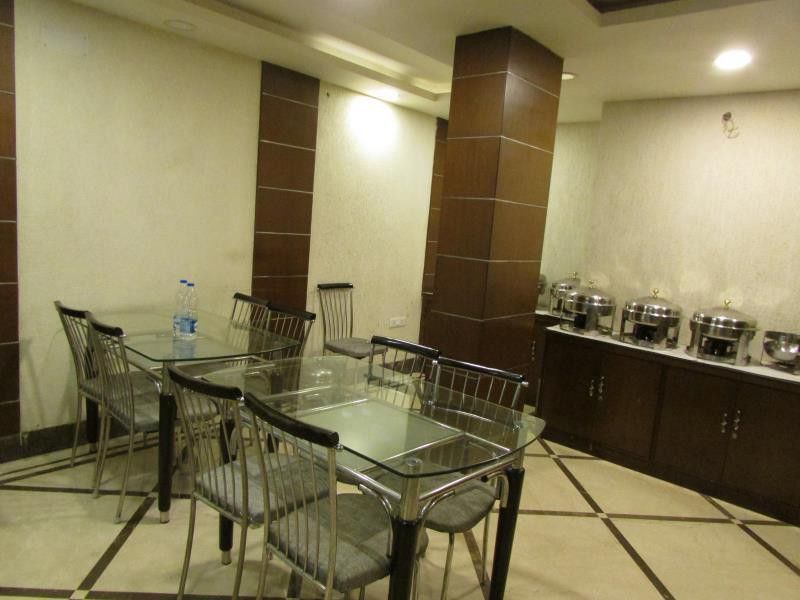 Hotel Emerald Calcutta Exterior foto