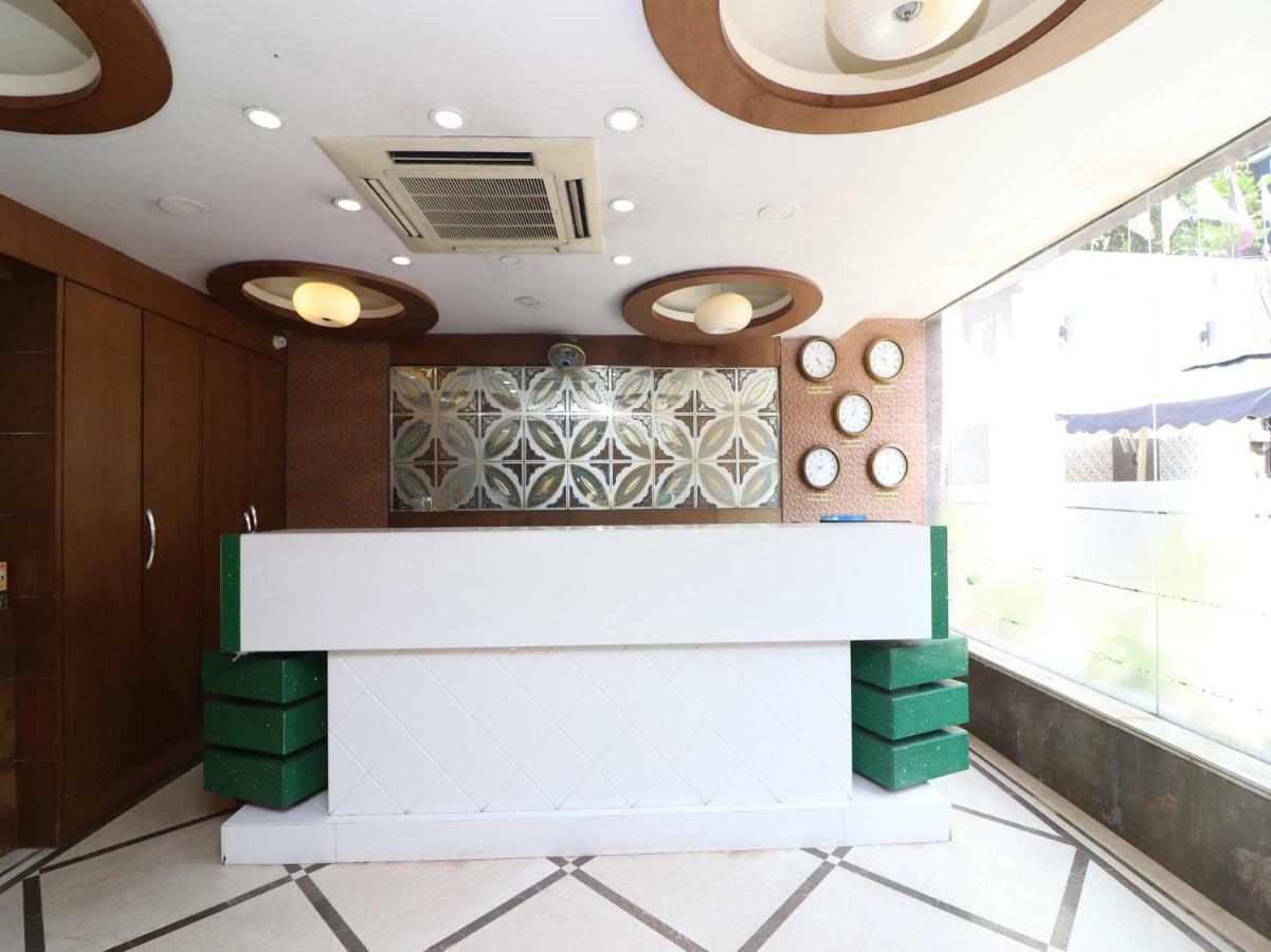 Hotel Emerald Calcutta Exterior foto