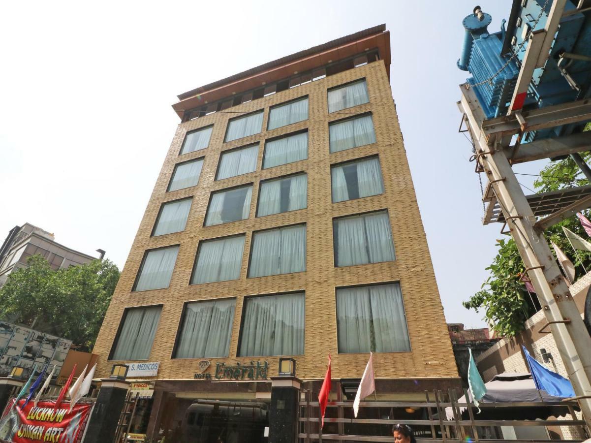 Hotel Emerald Calcutta Exterior foto