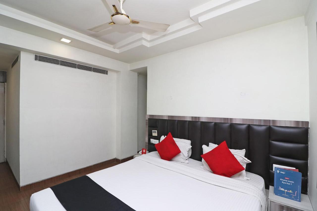 Hotel Emerald Calcutta Exterior foto